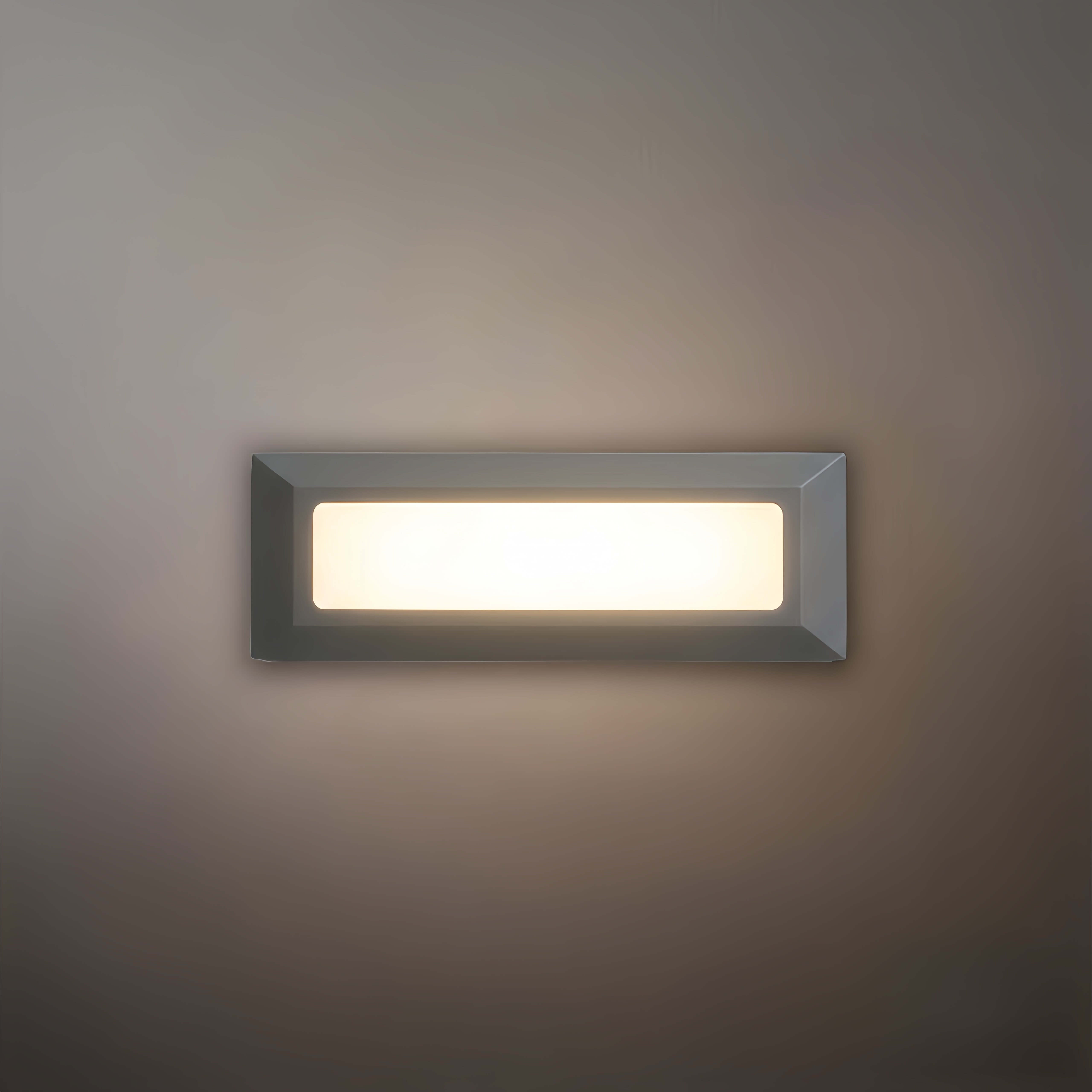 Arcato Minimalist Black LED Deck Step Light – Wall Light with Sensor for Stairs/Garden