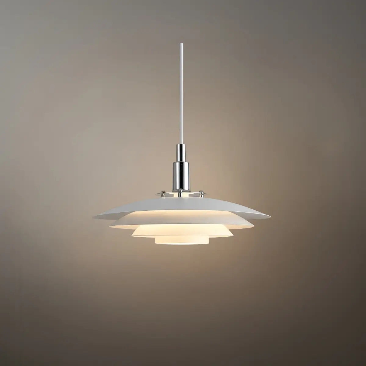 Modern_Metal_Pendant_Light