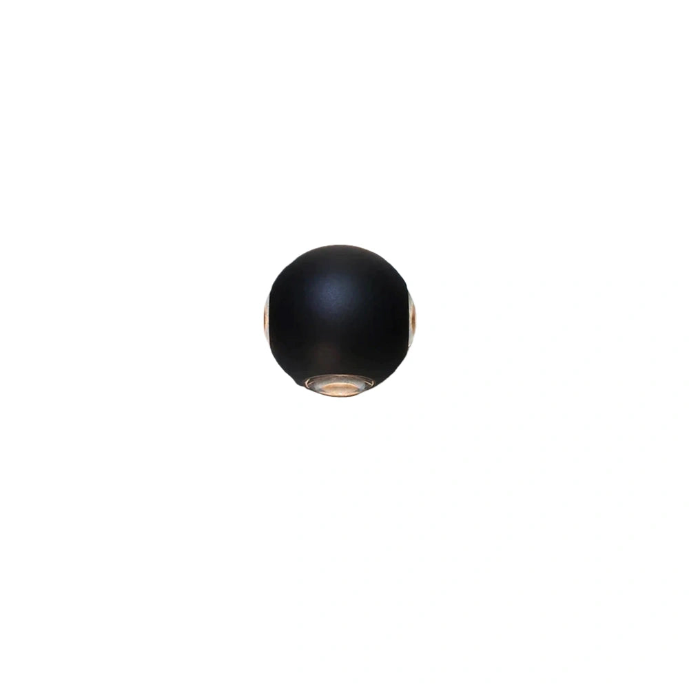 Modern_Globular_Outdoor_Wall_Lamp