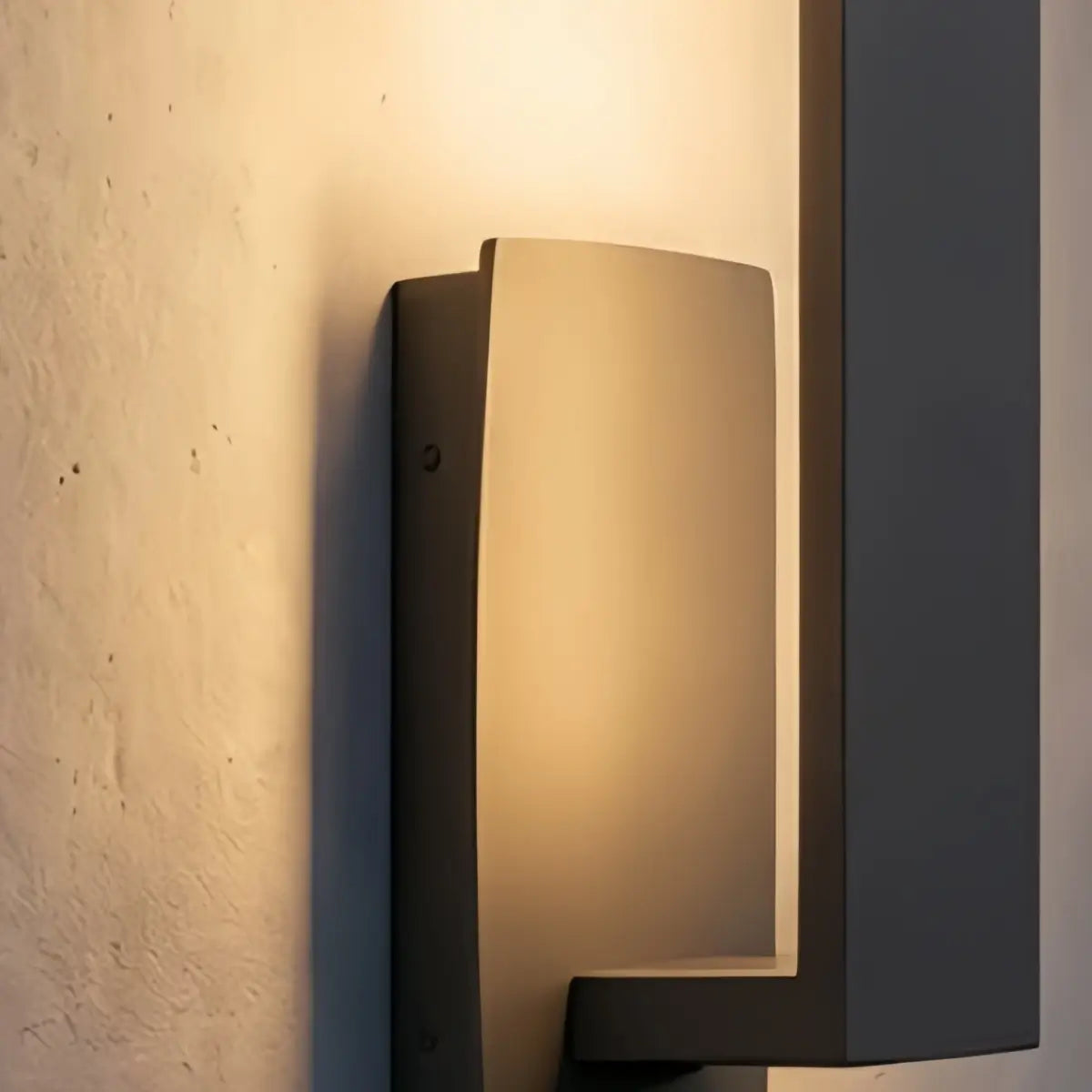 Arcato minimalist Wall Lamp--Aluminum Black for Outdoor Yard