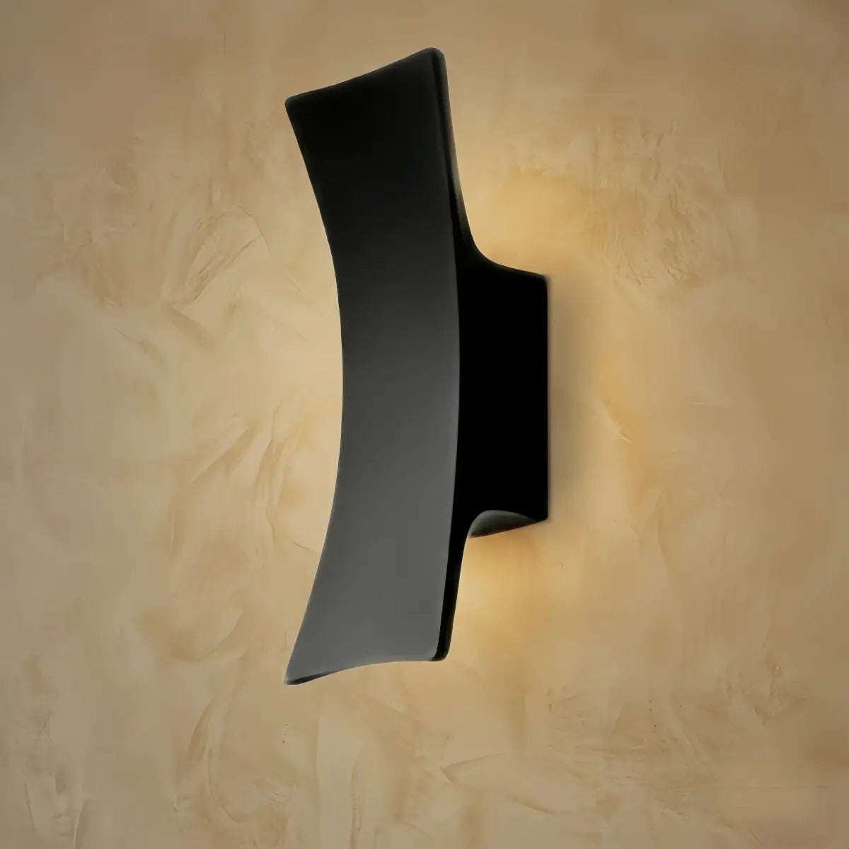 Arcato Minimalist Wall Lamp--Aluminum for Outdoor Yard