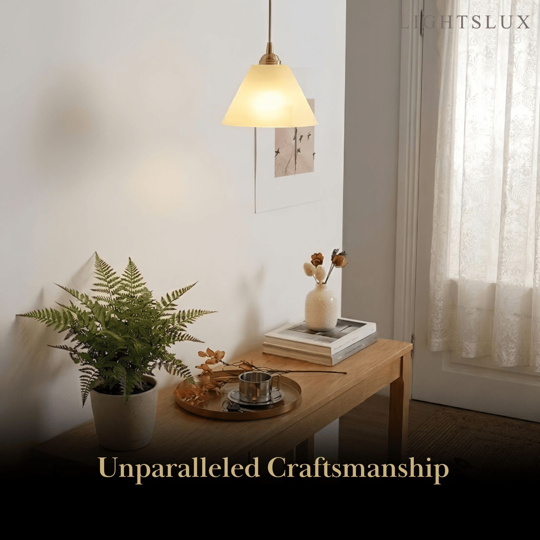 Alba Minimalist Alabaster Pendant Light – White