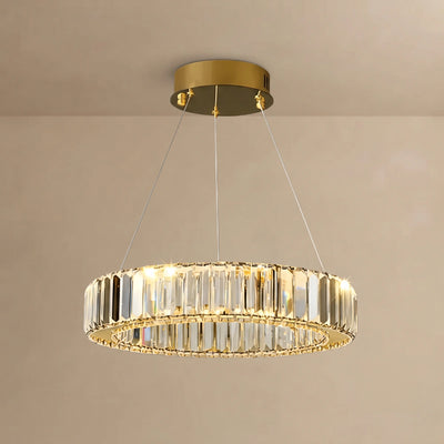 Modern Interlaced Ring Pendant Light — Radiant Gold Layered Design for Upscale Interior