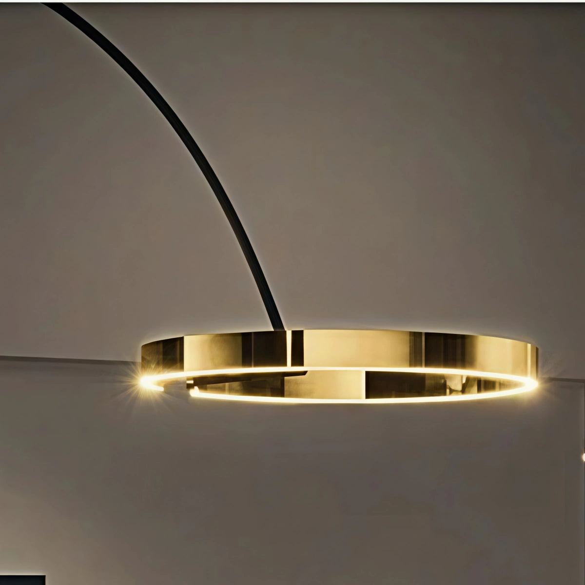 Velora Modern Round Floor Lamp – Minimalist Black Metal Design for Living Room