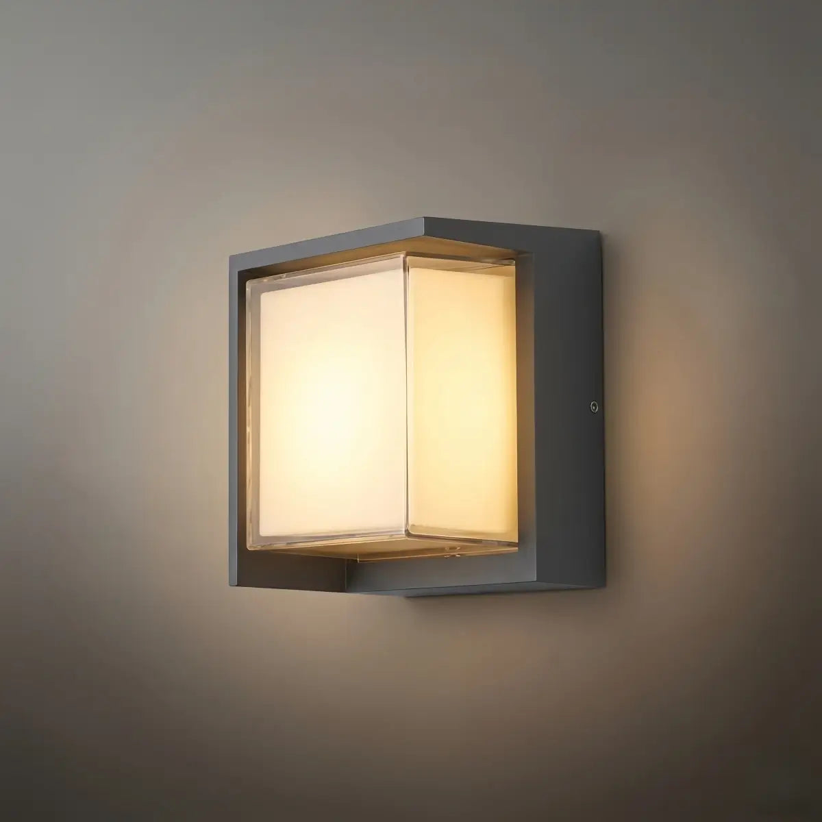 Modern_Metal_Acrylic_Outdoor_Wall_Lamp