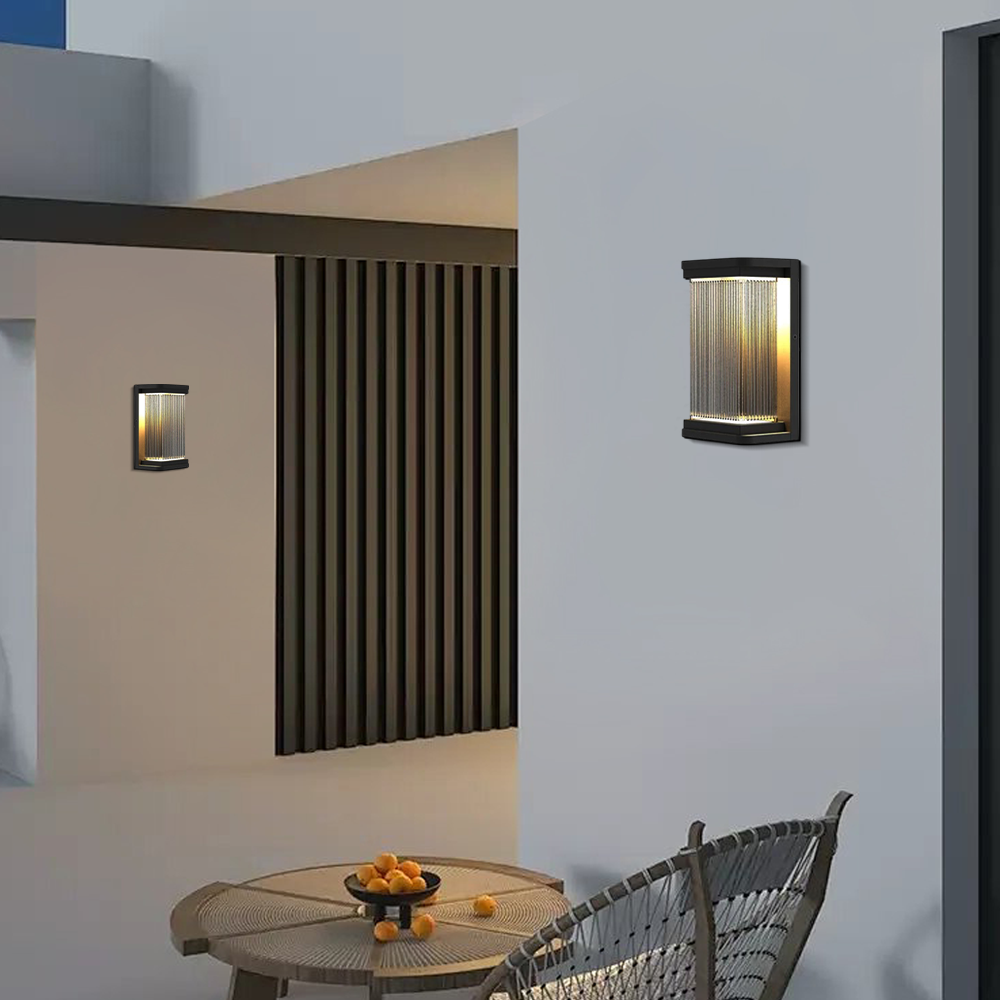 Industrial Outdoor Wall Lamp - Black Metal Rectangular