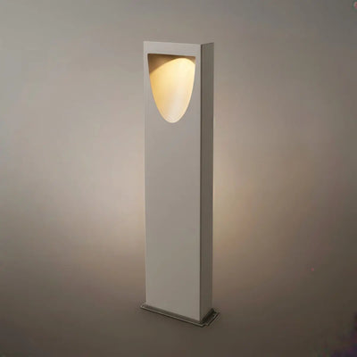 Minimalist_Metal_Stone_Path_Light