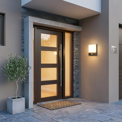 Modern_Outdoor_Wall_Lamp
