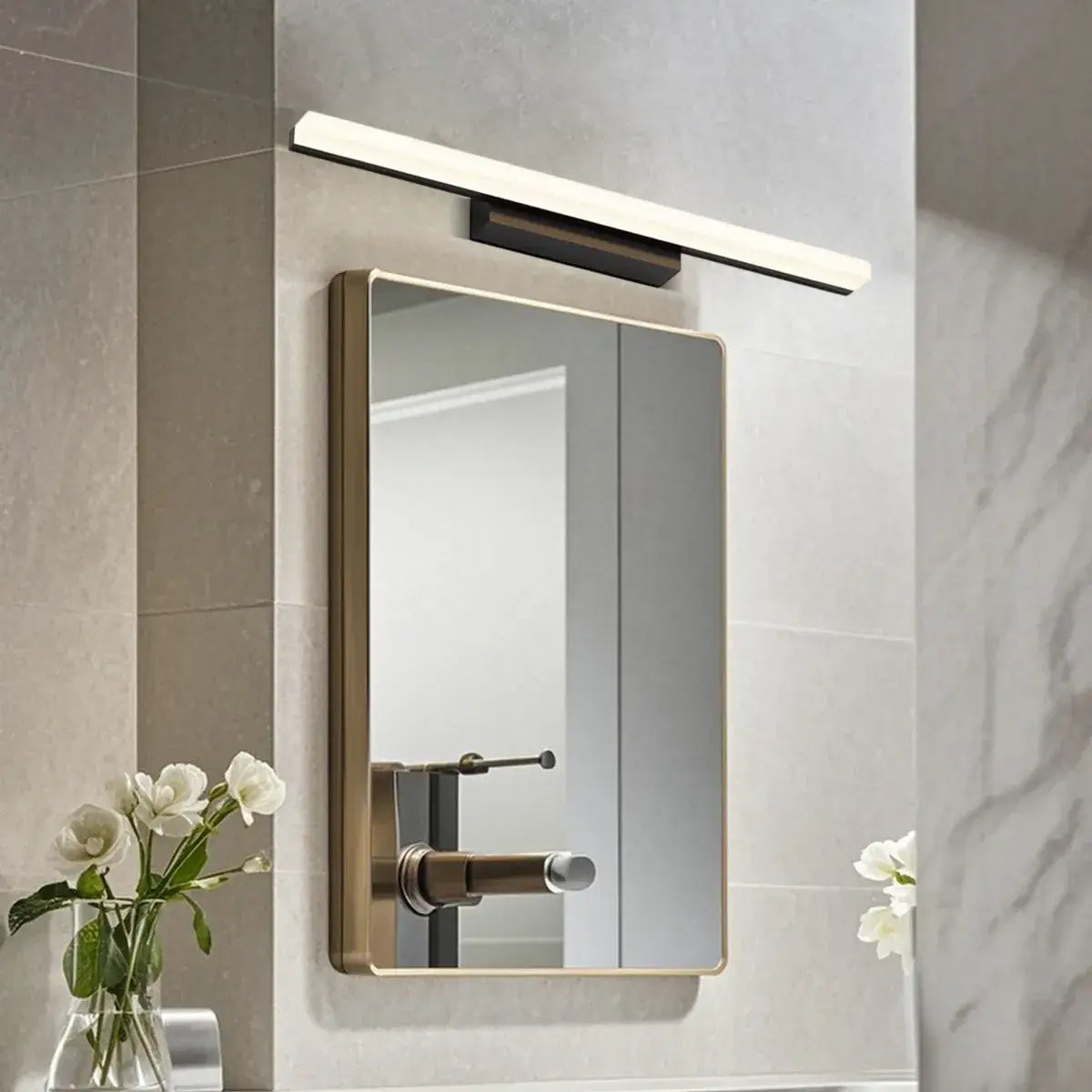 Minimalist Linear Vanity Wall Lamp – IP44