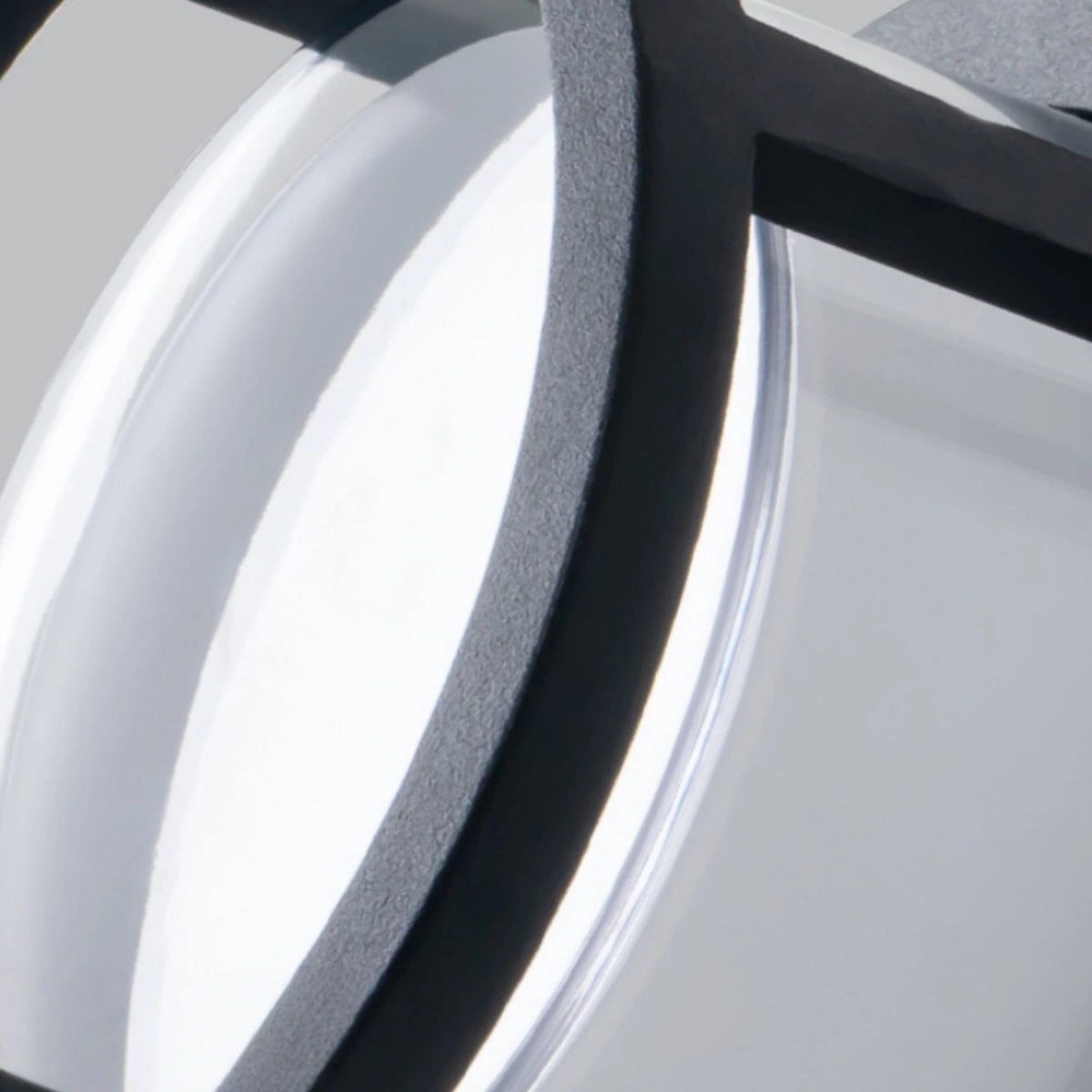 Modern_Metal_Outdoor_Lamp
