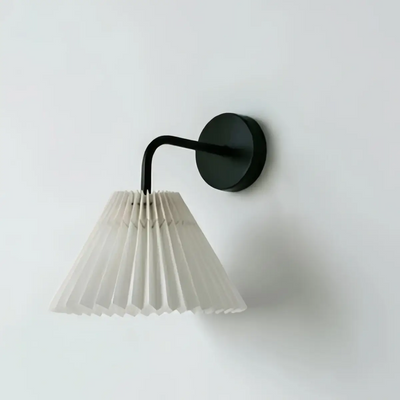 Crema Elegant Wall Lamp--Black for Outdoor Courtyard