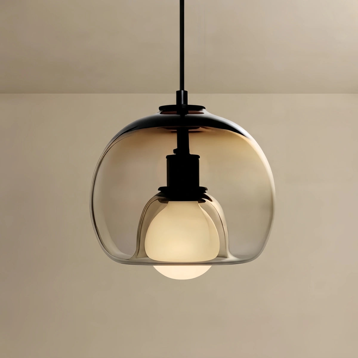 Vetro_Minimalist_Glass_Pendant_Light_Metal_Clear_Smoke_Cognac