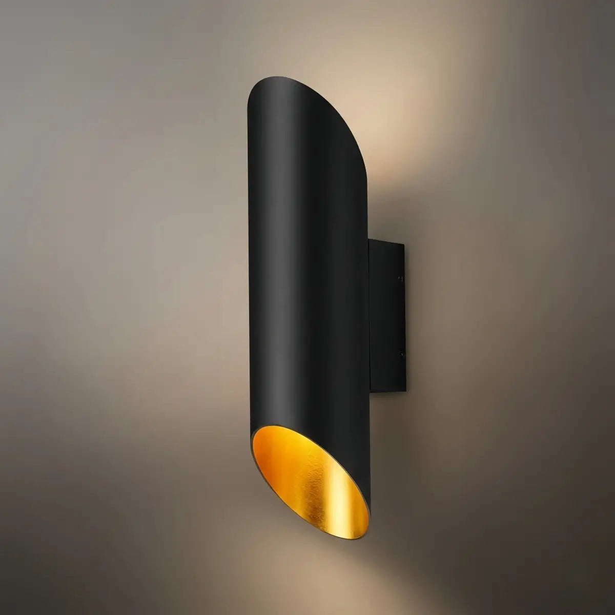Modern Wall Lamp — Metal & Aluminum Black & Goldba