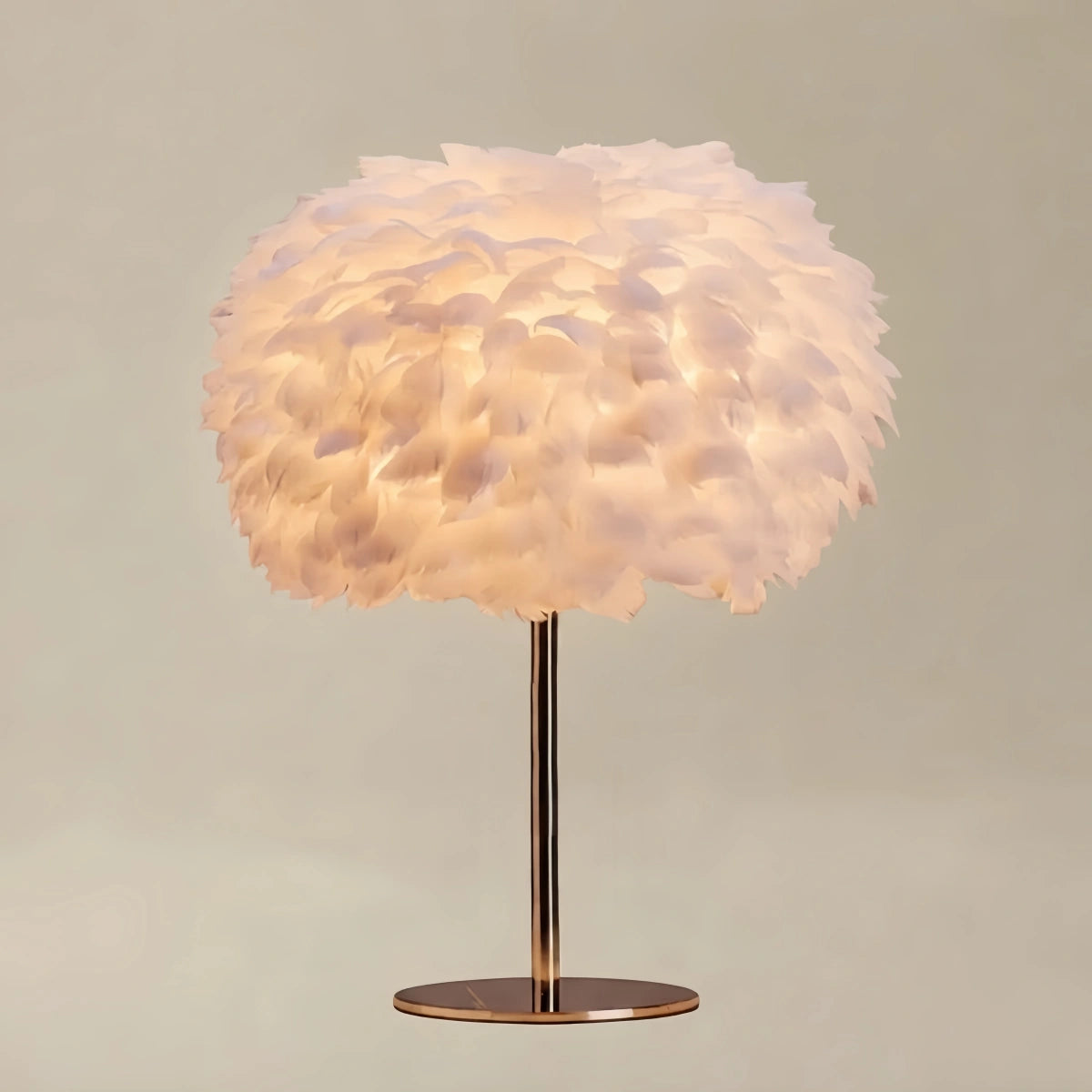 Elegant_Globe_Feather_Table_Lamp_Goldfdc