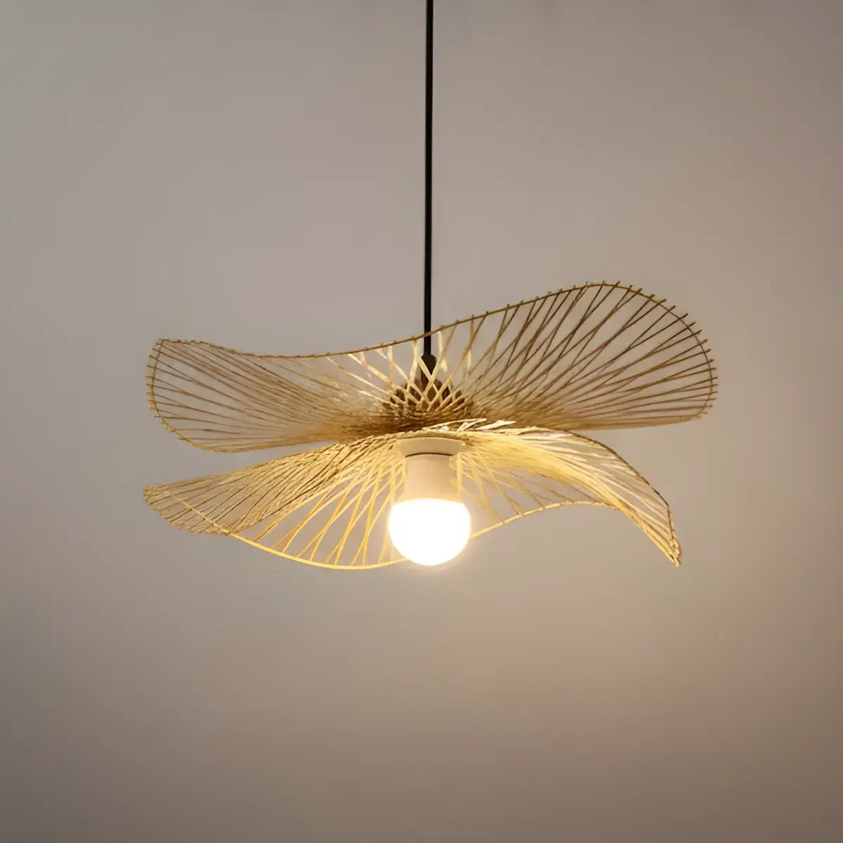 Pendant Light – Handwoven Bamboo Elegance for Dining Room