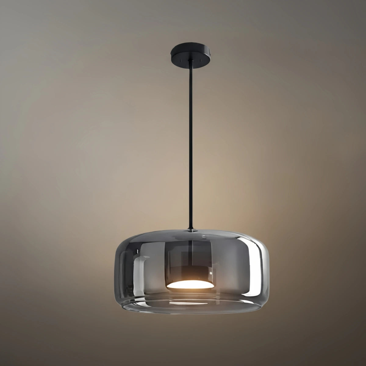 Vetro Modern Hand-Blown Pendant Lamp — Smoked Glass & Metal Accent for Kitchen Island